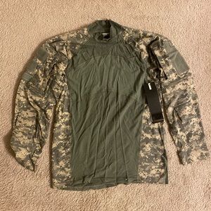 Army Combat Shirt ❌❌SOLD❌❌